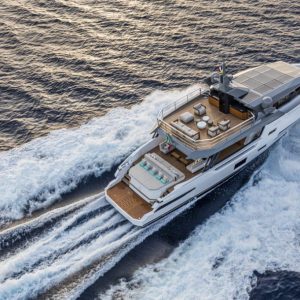 Arcadia Yachts_ Sherpa 80