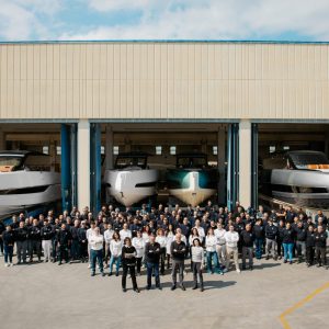 Aschenez Holding adquisicion de Aschenez Srl