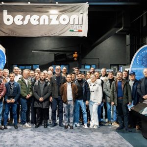 Besenzoni recibe a los capitanes del Equipo Super Captains