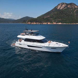 CL Yachts_B SERIES_CLB65_01
