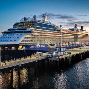 Celebrity-Eclipse-Puerto-Madryn
