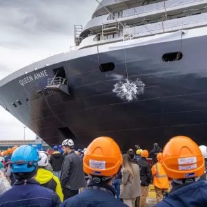 Cunard Queen Anne botadura