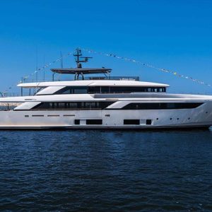 Custom Line Navetta 42