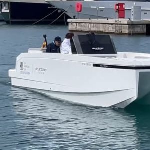 E23 Antonio Yachts 2