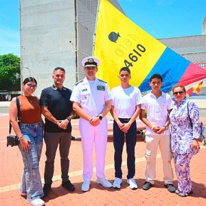 Escuela Almirante Padilla formacion Oficiales