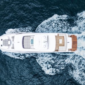 Horizon Yachts presenta el FD100 1