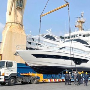Johnson-Yachts-70-1
