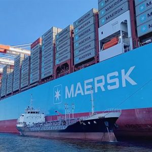 Maersk Metanol Portacontenedores Yokohama Japon