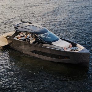 Manari Yachts 52 lanzamiento 1