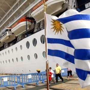 Más-de-Dos-Cruceros-Montevideo-2-CX
