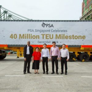 PSA Singapur record carga TEU 2024
