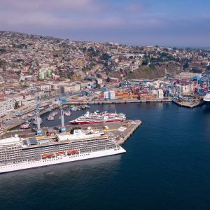 Puerto-triple-escala-valparaiso-scaled