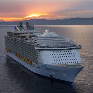 Aerial Harmony of the Seas - Offshore Barcelona (Spain) June 6, 2016
Harmony of the Seas - Royal Caribbean international