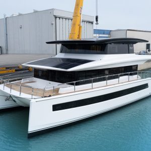 Silent Yachts SY62 3-Deck Closed